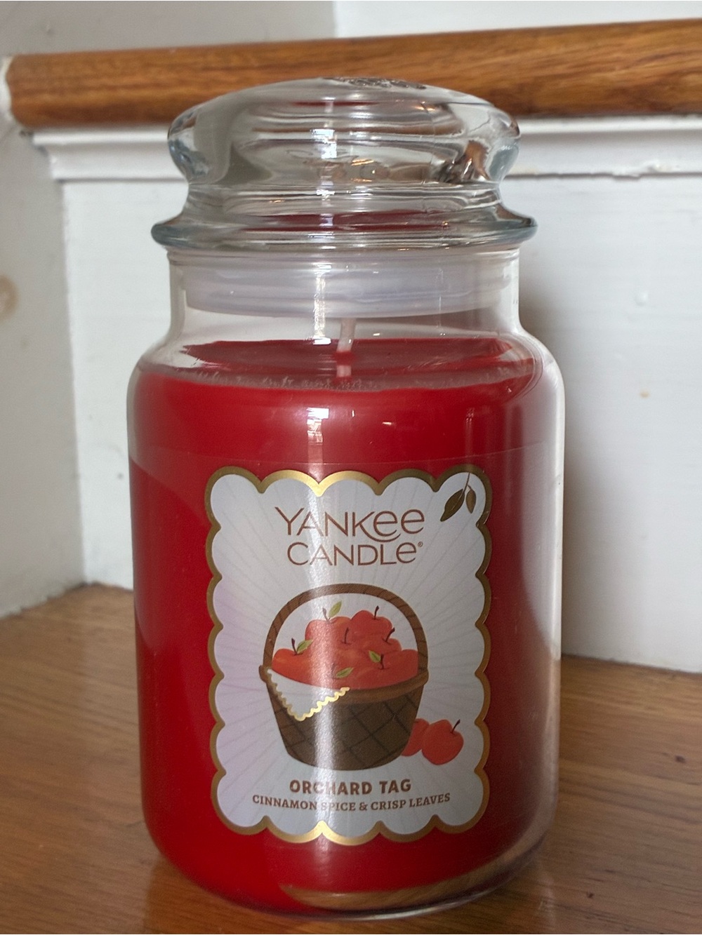 Yankee Candle Red Orchard Tag large jar